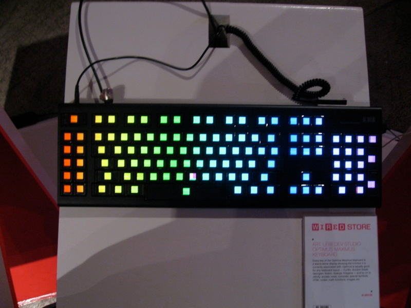 Illustration for article titled First Video of the Optimus Keyboard Actually Working and Looking Awesome